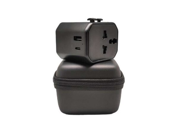 World Travel AdapterWith 10.5W PD - Image 4