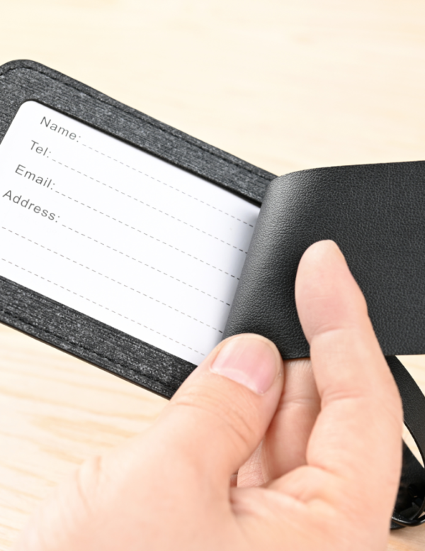 Smart Luggage Tag with Built-in Tracker - Image 3