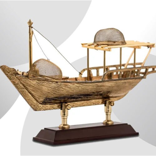 Golden Shu’ai (Traditional Arabic Fishing boat)